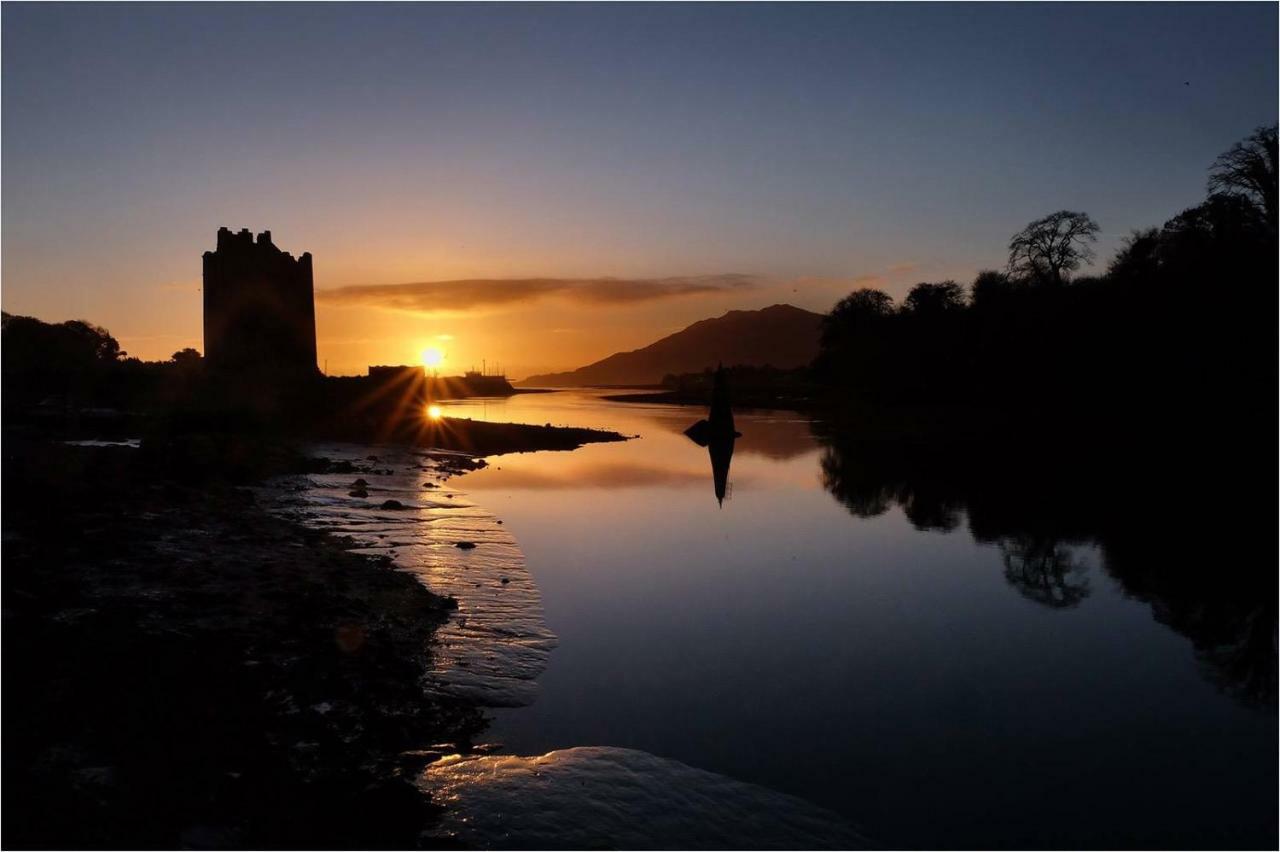 Апартаменты Number 6 Narrow Water Castle Уорренпойнт Экстерьер фото