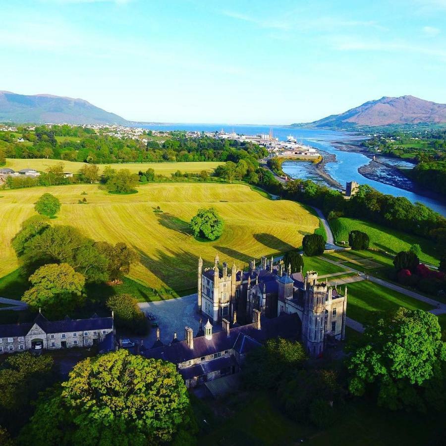 Апартаменты Number 6 Narrow Water Castle Уорренпойнт Экстерьер фото
